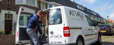 attack ongediertebestrijder servicemedewerker plaagdieren